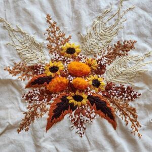 Vintage 70s embroidered floral textile orange Autumn sunflower foliage